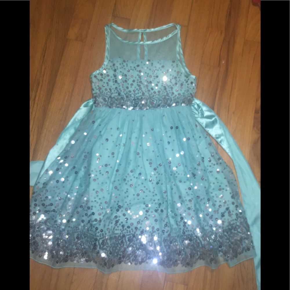 Girl size 7 sparkly formal dress